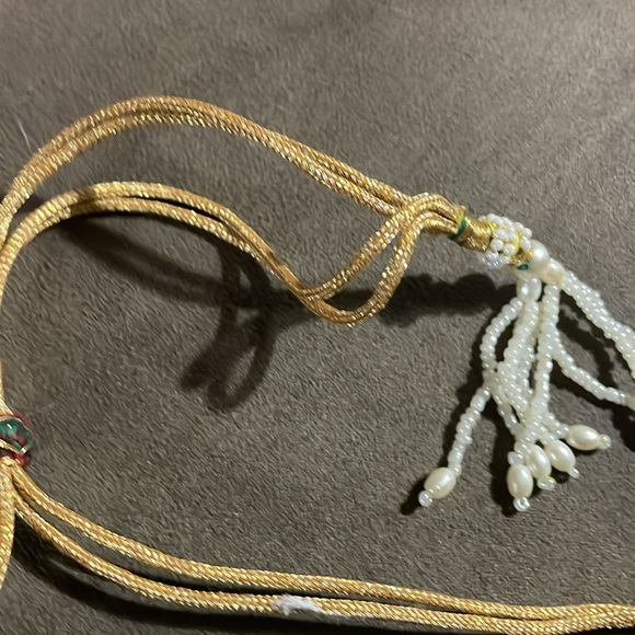 Kundan peach color choker - Picture 3 of 7